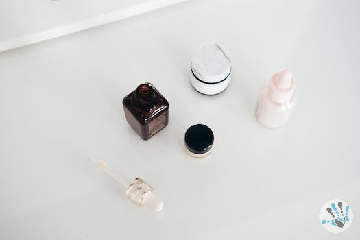 What are the different types of dropper bottles?